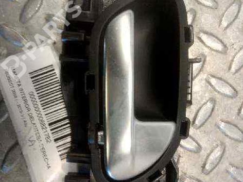 front-right-interior-door-handle-peugeot-2008-i-cu_-16-bluehdi-120-2013-5681491 main image