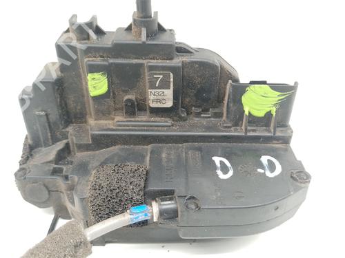 Front right lock NISSAN QASHQAI I (J10, NJ10) 1.5 dCi | BP30321982C97