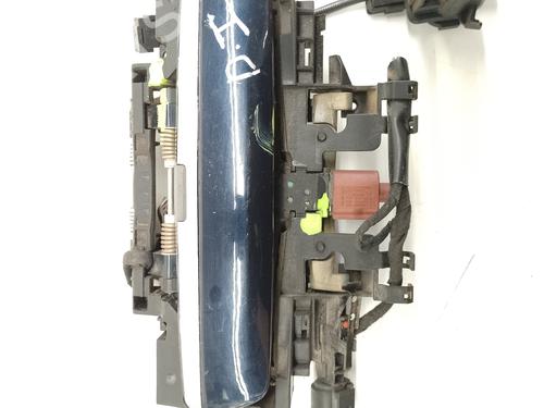 Used Front left exterior door handle AUDI A8 D3 (4E2, 4E8) 4.0 TDI quattro (275 hp) 18073745