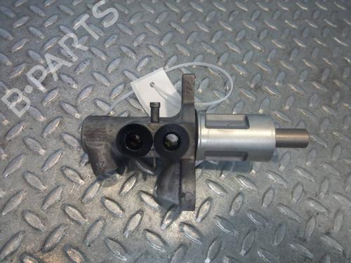 Brake master cylinder SKODA SUPERB I (3U4) 1.9 TDI | BP13241997M77 