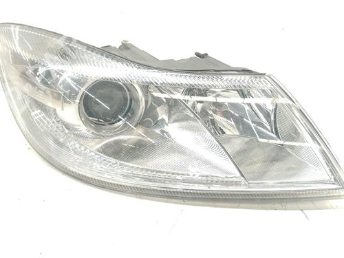 Used Right headlight SKODA OCTAVIA II (1Z3) 1.9 TDI (105 hp) 26579580
