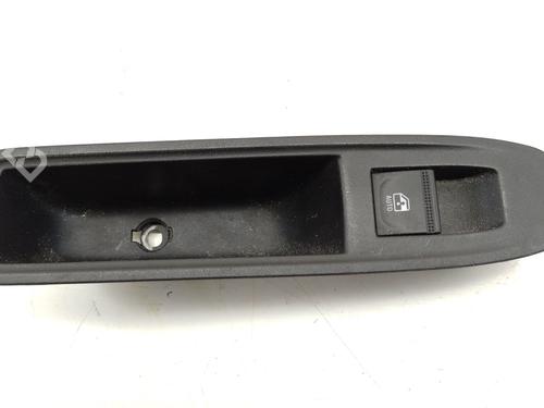 right-rear-window-switch-renault-captur-ii-hf_-2020-34580656 main image