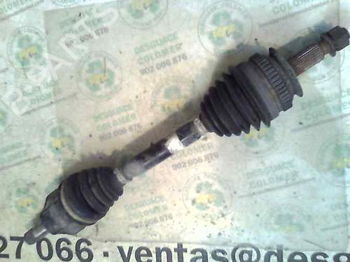 Used Left front driveshaft CHRYSLER VOYAGER / GRAND VOYAGER III (GS_, NS_) [1995-2001]  3035779