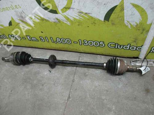 Used Right front driveshaft OPEL VECTRA B Hatchback (J96) [1995-2003]  3061257