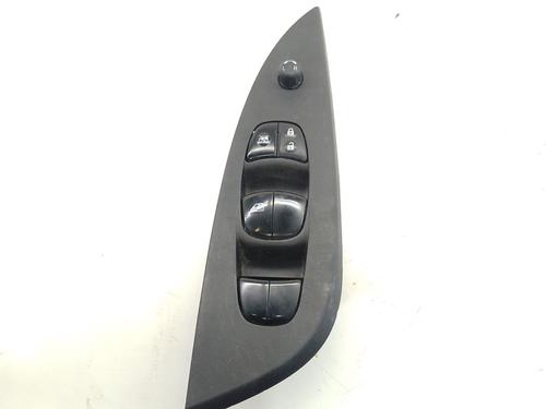 Used Left front window switch Left front window switch NISSAN PULSAR Hatchback (C13) 1.5 dCi (110 hp) 33325535 33325535