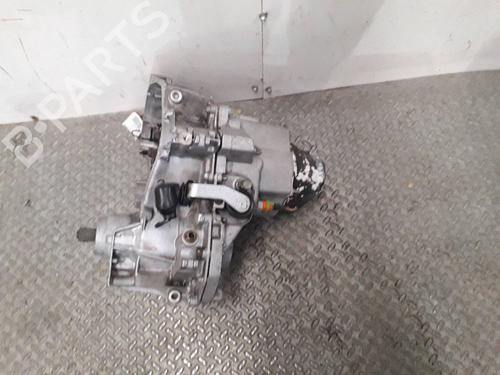 Used Gearbox RENAULT 19 II (B/C53_) [1991-2001]  15390056