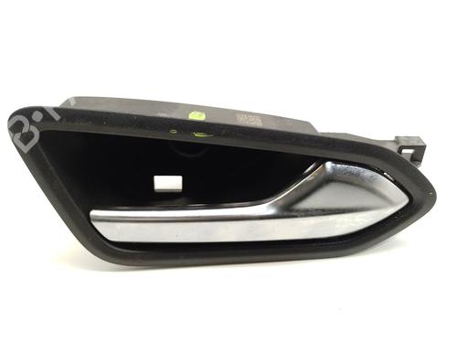 Used Rear right interior door handle Rear right interior door handle RENAULT CAPTUR II (HF_) TCe 90 (HFM6) (91 hp) 34539338 34539338