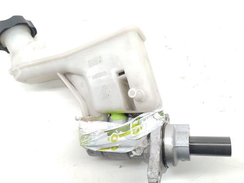 Used Brake master cylinder Brake master cylinder HYUNDAI ix35 (LM, EL, ELH) 1.7 CRDi (116 hp) 33294182 33294182