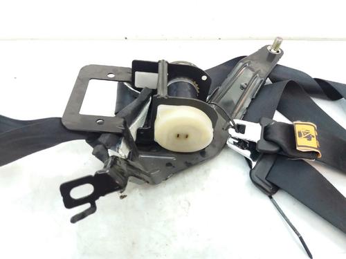 Used Rear center seatbelt MAZDA 5 (CR) 2.0 CD (CR19) (143 hp) 8758568