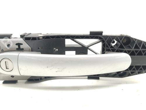 Used Front left exterior door handle Front left exterior door handle SEAT IBIZA IV ST (6J8, 6P8) 1.6 TDI (90 hp) 34397808 34397808