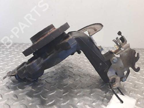 Used Right front steering knuckle PEUGEOT 406 Coupe (8C) [1997-2005]  5641437