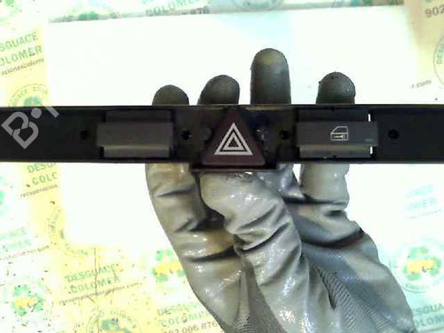 Used Warning switch OPEL ASTRA H (A04) 1.6 (L48) (105 hp) 7900852
