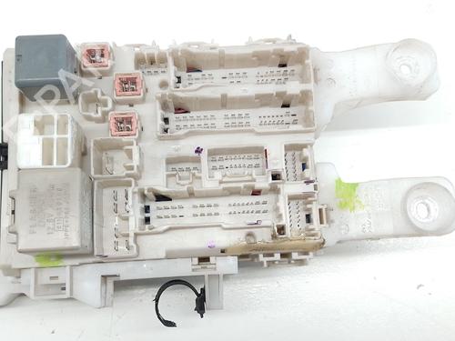 Used Fuse box TOYOTA RAV 4 III (_A3_) 2.2 D 4WD (ALA30_, ALA30R) (136 hp) 29305835