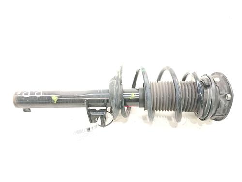 right-front-shock-absorber-vw-golf-vii-5g1-bq1-be1-be2-2012-2013-2014-2015-2016-2017-2018-2019-2020-2021-36112445 main image