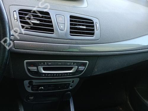 Left tailgate light RENAULT MEGANE III Hatchback (BZ0/1_, B3_) 1.5 dCi (BZ1G, BZ1W, BZ0R) | BP37376835C79  - Image 10