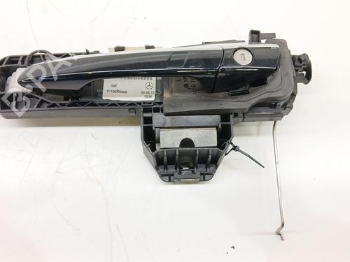 Used Front left exterior door handle Front left exterior door handle MERCEDES-BENZ GLA-CLASS (X156) GLA 200 CDI / d (156.908) (136 hp) 35895725 35895725