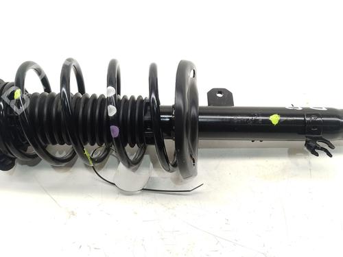 Schokbreker rechts voor CITROËN C4 CACTUS 1.5 BlueHDi 100 (102 hp) 31356318