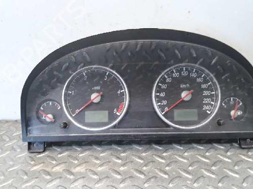 Used Instrument cluster FORD MONDEO III (B5Y) 2.0 TDCi (130 hp) 7760968