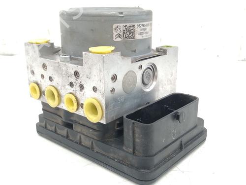 Used ABS pump ABS pump PEUGEOT 208 I (CA_, CC_) 1.2 THP 110 (110 hp) 34397767 34397767