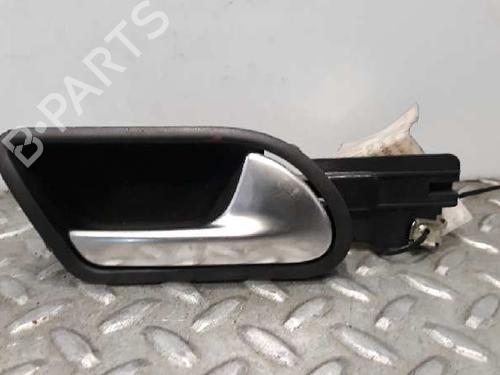 Høyre bak invendig håndtak VW GOLF V (1K1) [2003-2010]  3221688