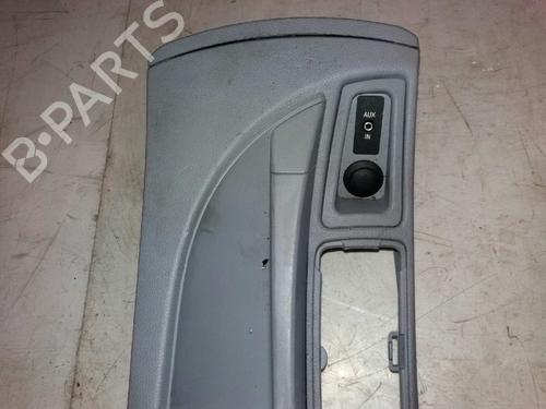 Armrest / Center console BMW 1 (E87) 118 d | BP7154599I20 