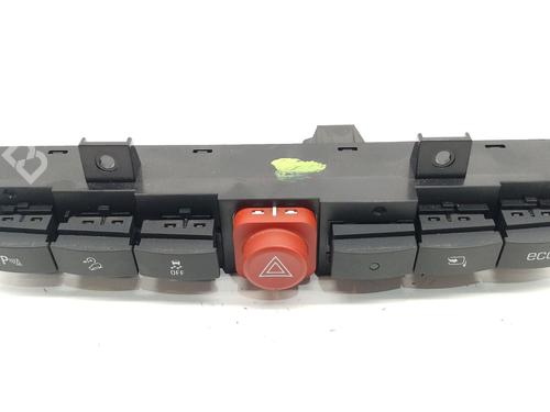 Used Warning switch Warning switch OPEL ANTARA A (L07) 2.2 CDTi 4x4 (163 hp) 33621640 33621640
