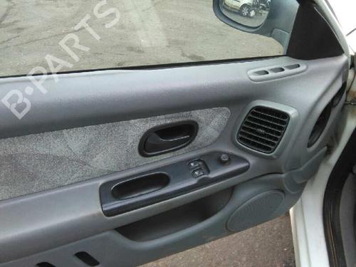 Clutch pedal RENAULT LAGUNA I (B56_, 556_) 1.6 16V (B568, B561) | BP8783404I13 