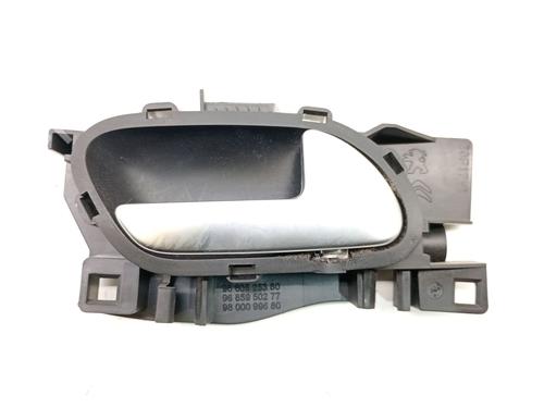 Used Front right interior door handle Front right interior door handle 39431439 39431439