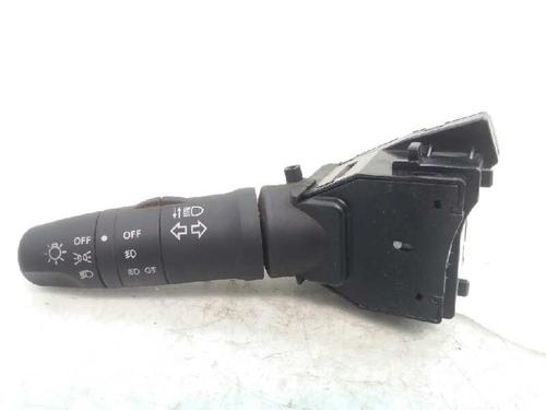 Used Headlight switch NISSAN X-TRAIL I (T30) 2.2 DCi (114 hp) 4672683