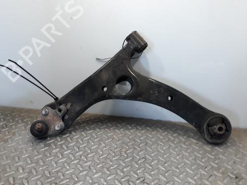 Querlenker links vorne für TOYOTA COROLLA Verso (ZER_, ZZE12_, R1_) 2.2 D-4D (AUR10_, AUR10R) (136 hp) 10528500