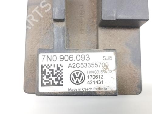 Control unit VW TIGUAN (5N_) 2.0 TDI 4motion | BP37442905M11 - Image 2