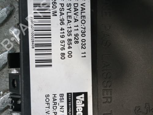 Fuse box CITROËN XSARA (N1) 2.0 HDi 90 | BP15692040E1 