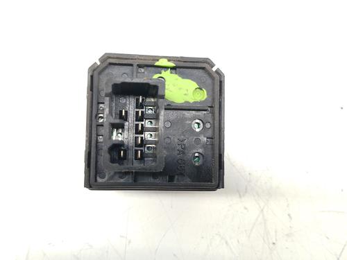 Mirror switch KIA SORENTO I (JC) 2.5 CRDi 4WD | BP32346234I25
