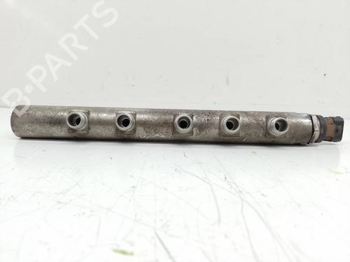 Used Injection rail FIAT DOBLO Box Body/MPV (223_) [2000-2025]  18064877