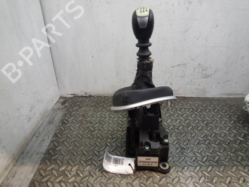 Gear lever RENAULT KOLEOS I (HY_)  | BP16134257M90 