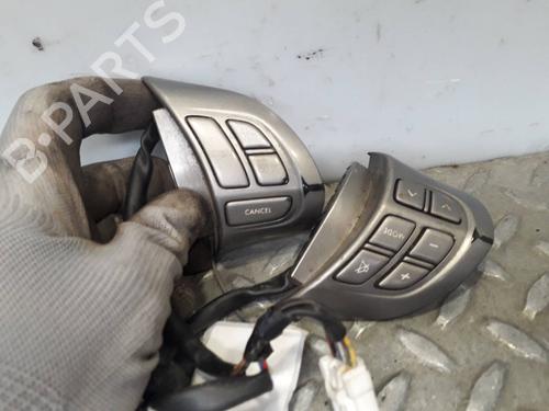 Used Steering wheel controls SUBARU FORESTER (SH_) [2007-2025]  13734307