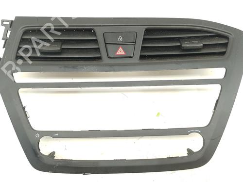 Luftventilen Luftventilen HYUNDAI i20 II (GB, IB) 1.2 (84 hp) 34396749 34396749