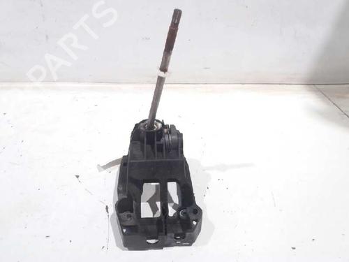 Gear lever TOYOTA COROLLA (_E12_) 2.0 D-4D (CDE120R, CDE120L_) | BP7433069M90 
