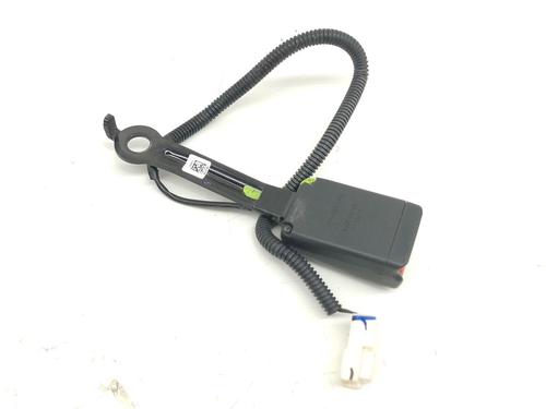 Engache cinturón Engache cinturón HYUNDAI i20 II (GB, IB) 1.2 (84 hp) 33953146 33953146