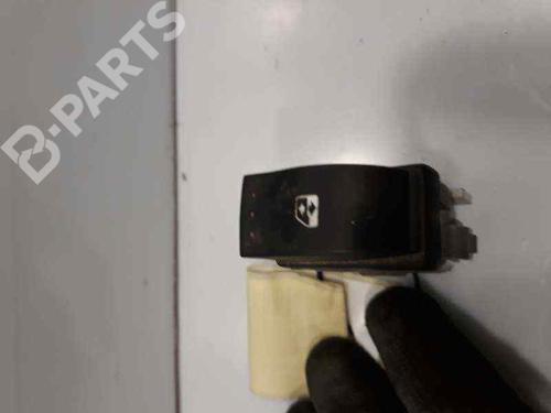 Used Left rear window switch Left rear window switch RENAULT MEGANE II (BM0/1_, CM0/1_) 1.5 dCi (BM1E, CM1E) (106 hp) 4726750 4726750