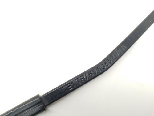 Front windshield wiper arm SKODA FABIA III (NJ3) 1.0 | BP34735070C143 - Image 3