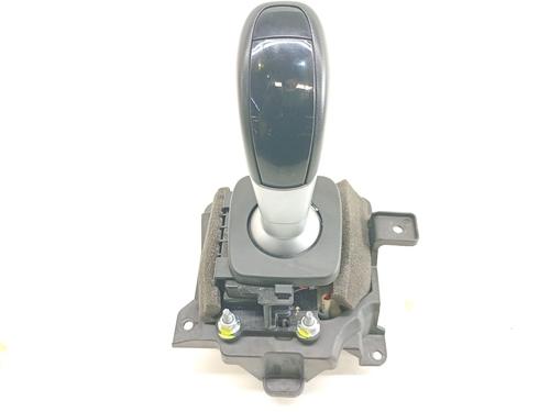 gear-lever-alfa-romeo-giulia-952_-2015-39169165 main image