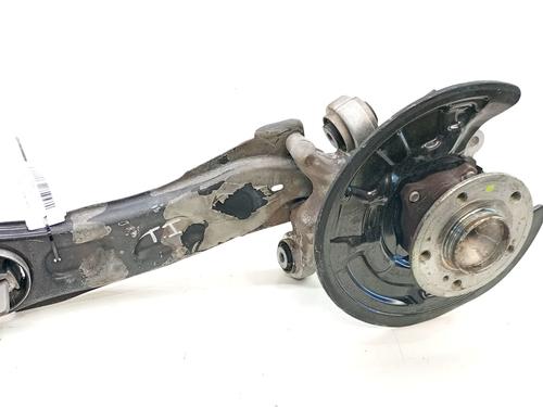 Used Left rear steering knuckle Left rear steering knuckle MERCEDES-BENZ GLA-CLASS (X156) GLA 200 CDI / d (156.908) (136 hp) 35904071 35904071