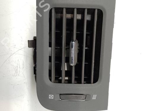 Used Air vent NISSAN X-TRAIL II (T31) [2007-2018]  21586484