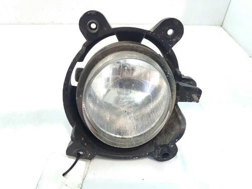 Used Left front fog light KIA SORENTO I (JC) [2002-2011]  3072823