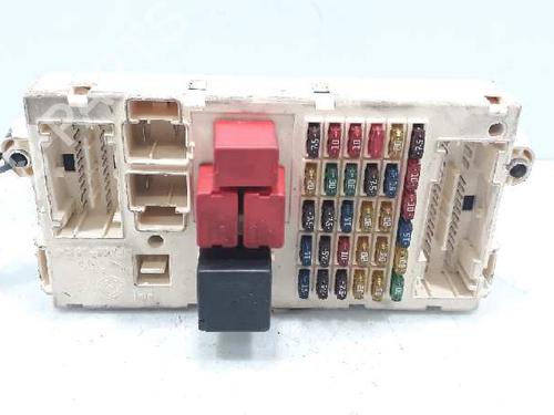 Used Fuse box FIAT STILO (192_) 1.9 D Multijet (100 hp) 4954359