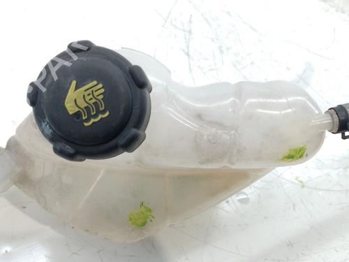Expansion tank RENAULT KADJAR (HA_, HL_) 1.6 dCi 130 (HLA4) | BP25770075C120