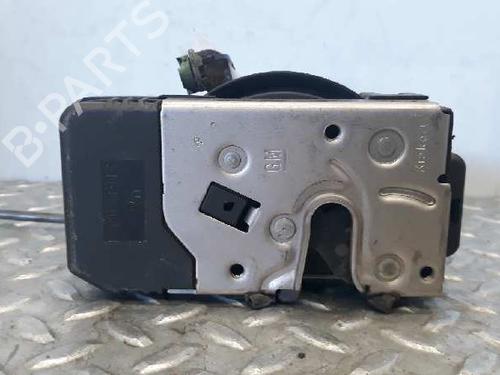 Vergrendeling rechts voor OPEL ZAFIRA A MPV (T98) 2.2 DTI 16V (F75) (125 hp) 5657579