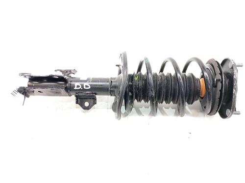 Used Right front shock absorber Right front shock absorber TOYOTA AURIS (_E18_) 1.2 (NRE185_, NRE185R) (116 hp) 40229537 40229537