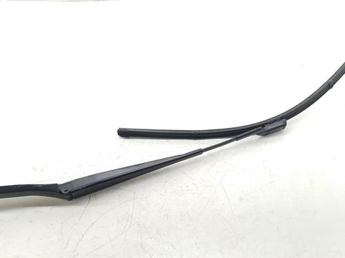 Used Front windshield wiper arm SKODA FABIA III (NJ3) [2014-2021]  30969321